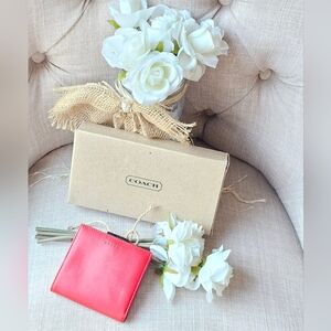 Vintage Coach Framed Kisslock French Purse / Wallet